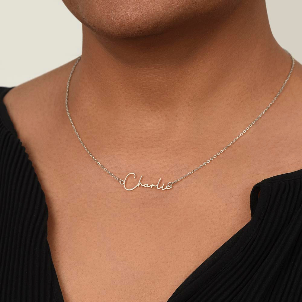 Signature Style Name Necklace – Personalized Jewelry with Modern Elegance