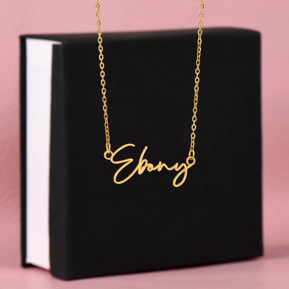 Signature Style Name Necklace – Personalized Jewelry with Modern Elegance