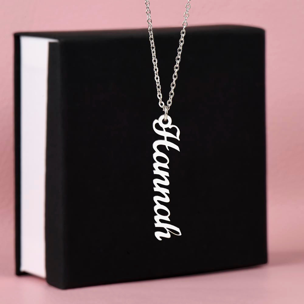 Personalized Vertical Name Necklace – Custom Jewelry for Every Occasion